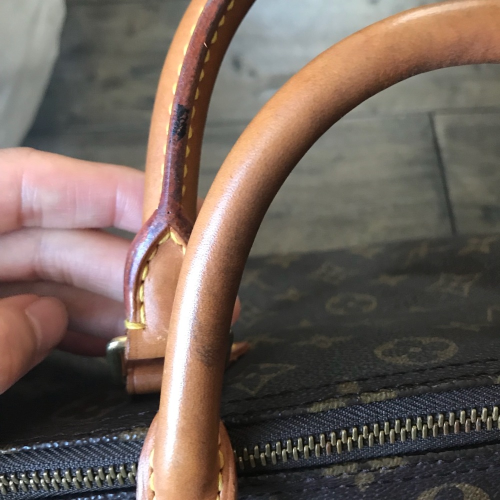 Authentic Louis Vuitton Speedy 30 - Picture 3 of 8